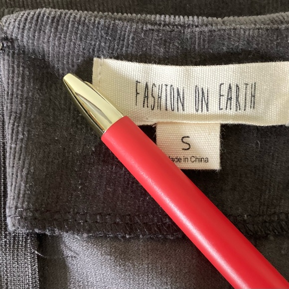 Fashion on Earth brown corduroy mini skirt, size small - Picture 3 of 6